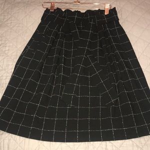 Mid length skirt